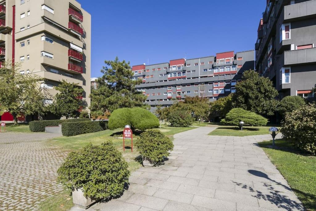 Fieramilano 3Br Apartment Zewnętrze zdjęcie